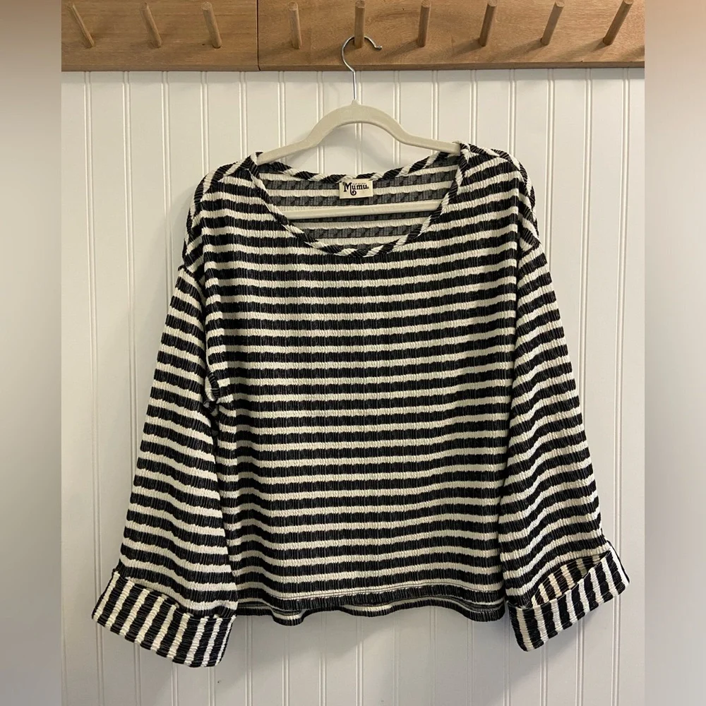 Show Me Your Mumu Striped Boxy Cropped Long Sleeve Pullover One Size - Picture 1 of 7